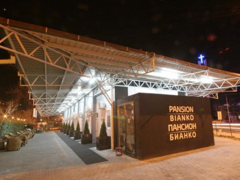 Pansion Bianko Hotel Skopje Buitenkant foto